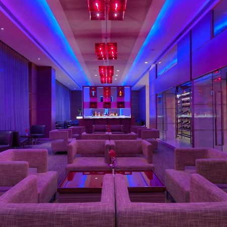 Radisson Blu Hotel, Greater Noida Extérieur photo The bar at the 101 lounge
